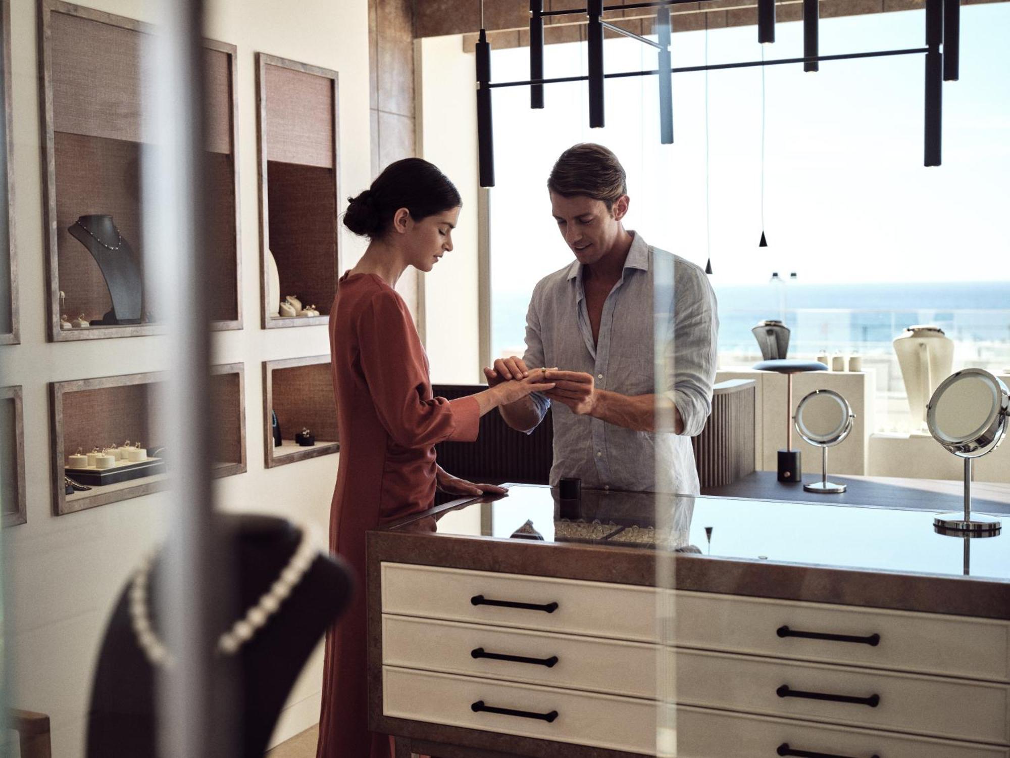 The Royal Senses & Crete, Curio Collection By Hilton 5*