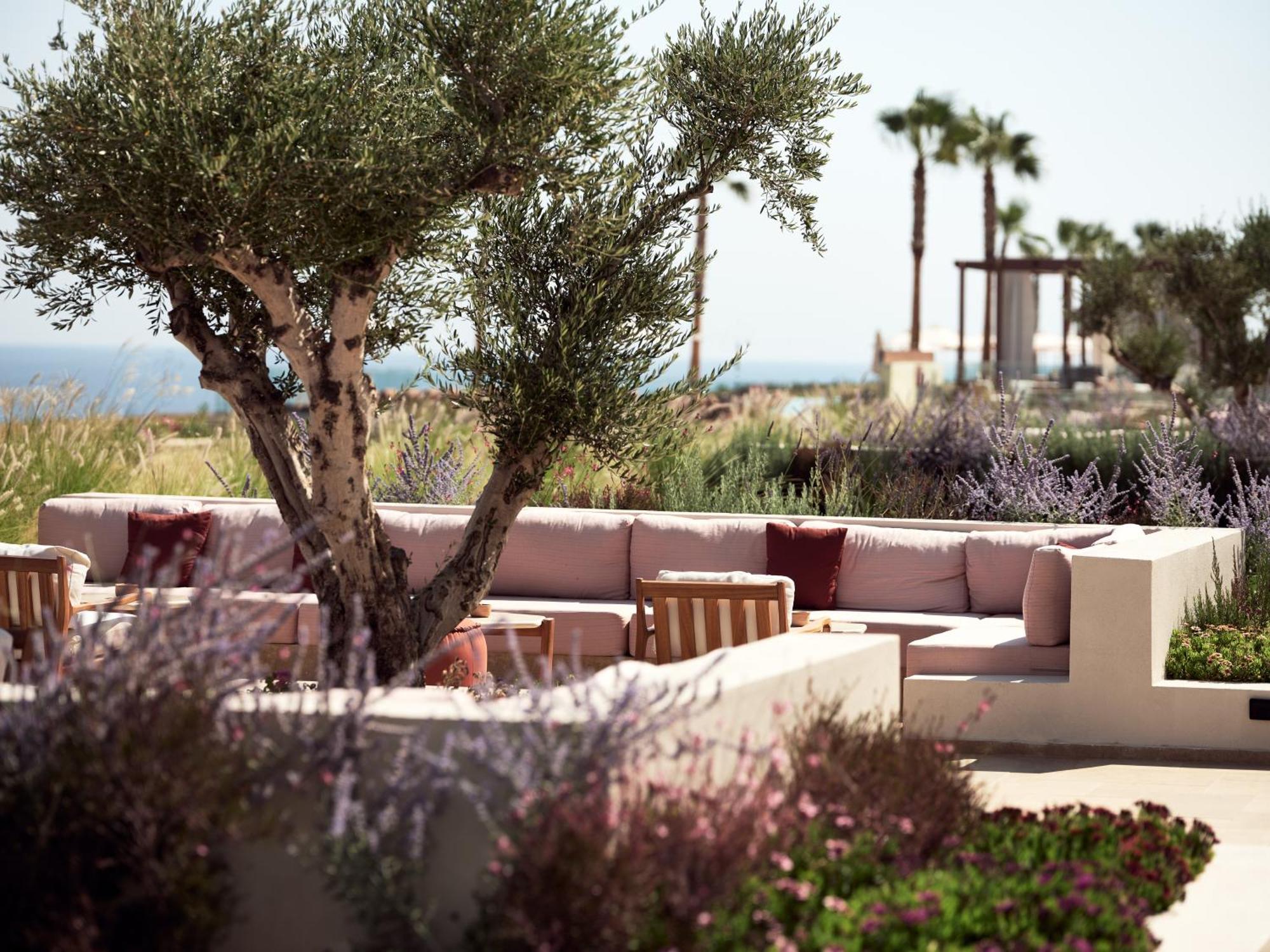 The Royal Senses & Crete, Curio Collection By Hilton Resort Pánormos